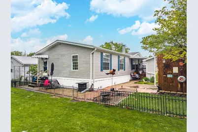 1129 11th Street, Bloomington, IL 61704 - Photo 52