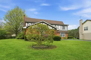 2919 Embassy Row, Flossmoor, IL 60422 - Photo 2