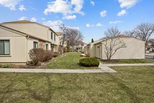 1634 Vermont Dr, Elk Grove Village, IL 60007 - Photo 20