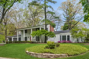 14 Oxford Dr, Lincolnshire, IL 60069 - Photo 1