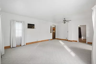 411 39th Street, Moline, IL 51265 - Photo 4