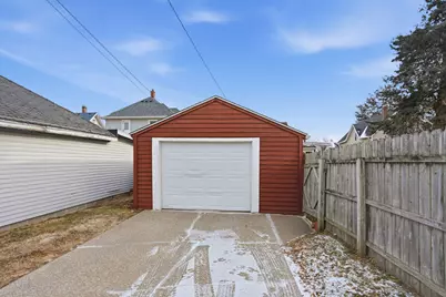 411 39th Street, Moline, IL 51265 - Photo 16