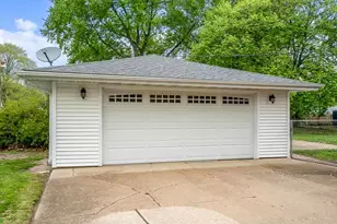 1408 Lilac Ln, Machesney Park, IL 61115 - Photo 30