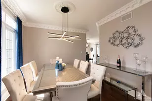 1139 James Peter Ct, Darien, IL 60561 - Photo 8