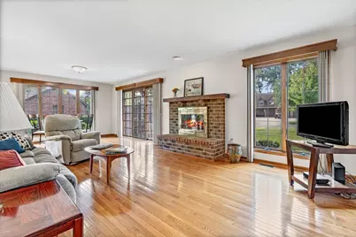 44 Kings Court #0, Westchester, IL 60154 - Photo 2