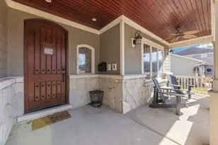 1723 Driving Park Rd, Wheaton, IL 60187 - Photo 2