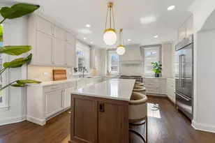 1723 Driving Park Rd, Wheaton, IL 60187 - Photo 8
