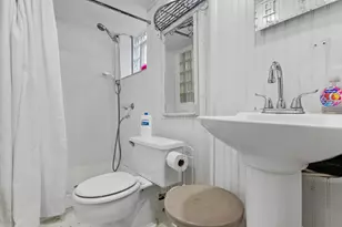 500 W 42nd St, Chicago, IL 60609 - Photo 18