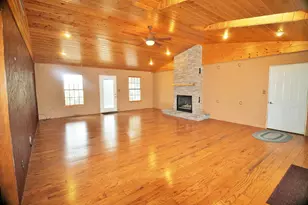10093 Wolf Rd, Geneseo, IL 61254 - Photo 12
