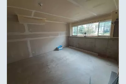 11 E Illinois Avenue, Palatine, IL 60067 - Photo 28