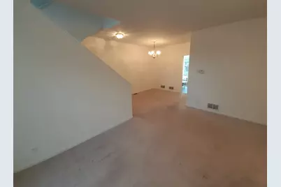 11 E Illinois Avenue, Palatine, IL 60067 - Photo 8
