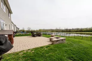 840 Wildwood Dr, Pingree Grove, IL 60140 - Photo 32