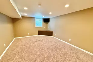 13437 Springhill Dr, Winnebago, IL 61088 - Photo 46