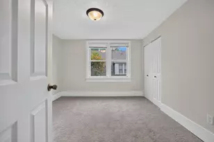 605 S Lee St, Bloomington, IL 61701 - Photo 24