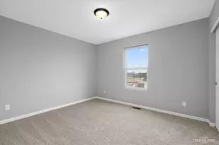 34 W Meadow Dr, Cortland, IL 60112 - Photo 22