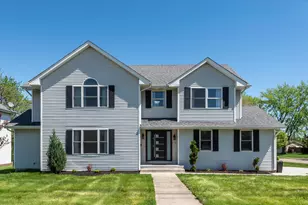 1673 Bloomingdale Rd, Glendale Heights, IL 60139 - Photo 2