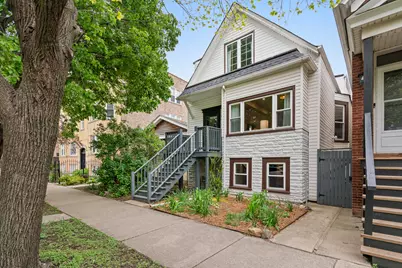 2929 N Fairfield Avenue, Chicago, IL 60618 - Photo 2