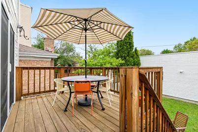 2929 N Fairfield Avenue, Chicago, IL 60618 - Photo 34