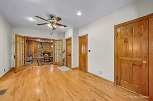 5156 S Massasoit Ave, Chicago, IL 60638 - Photo 14