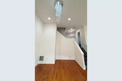 3355 S Archer Avenue #8, Chicago, IL 60608 - Photo 6