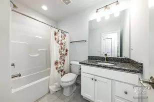 36 Woodmoor Ct, Lombard, IL 60148 - Photo 20