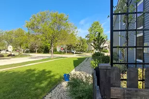 1283 Derby Ln, Mundelein, IL 60060 - Photo 16