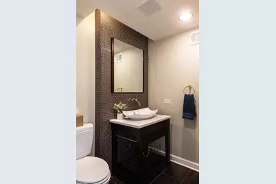 7810 Del Court, Darien, IL 60561 - Photo 18