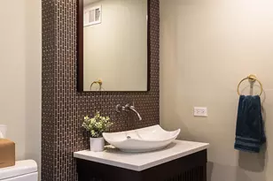 7810 Del Ct, Darien, IL 60561 - Photo 18