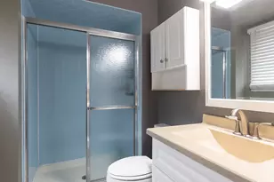 7810 Del Ct, Darien, IL 60561 - Photo 26