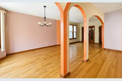 2438 S Drake Avenue, Chicago, IL 60623 - Photo 2