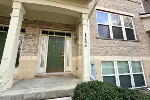 1235 Tuscany Dr, Streamwood, IL 60107 - Photo 2