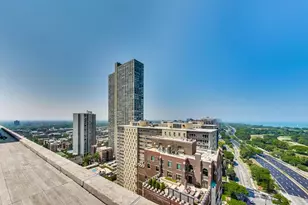 3900 N Lake Shore Dr, Chicago, IL 60613 - Photo 36