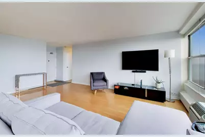 3900 N Lake Shore Drive #25C, Chicago, IL 60613 - Photo 8