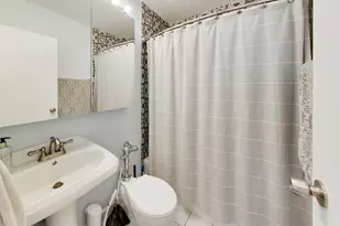 3900 N Lake Shore Dr, Chicago, IL 60613 - Photo 18