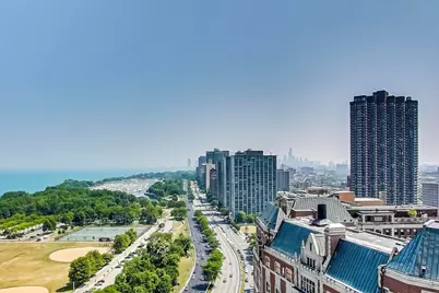 3900 N Lake Shore Drive #25C, Chicago, IL 60613 - Photo 28