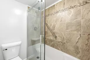 1402 Woodhollow Dr, Flossmoor, IL 60422 - Photo 12