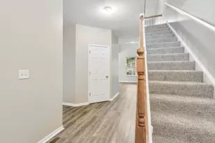 725 S Jade Ln, Round Lake, IL 60073 - Photo 24