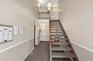 1147 Middlebury Ln, Wheeling, IL 60090 - Photo 2