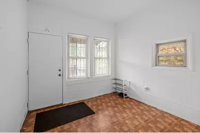 2250 S Sacramento Avenue, Chicago, IL 60623 - Photo 12