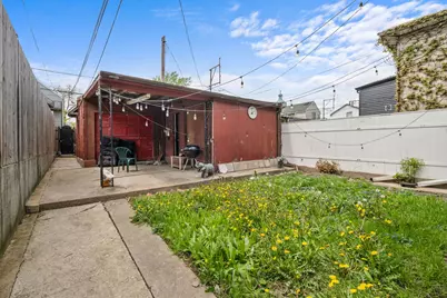 2250 S Sacramento Avenue, Chicago, IL 60623 - Photo 24