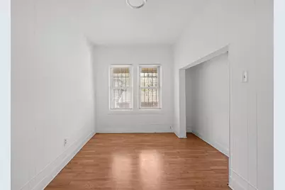 2250 S Sacramento Avenue, Chicago, IL 60623 - Photo 16