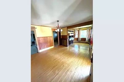 [Address not provided], Elgin, IL 60120 - Photo 8