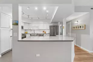 5155 Madison St, Skokie, IL 60077 - Photo 10