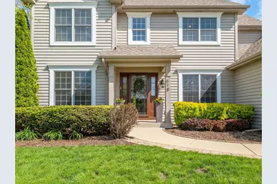 618 Birch Street, Sugar Grove, IL 60554 - Photo 2
