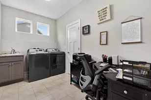 777 W Fairway Dr, Addison, IL 60101 - Photo 34