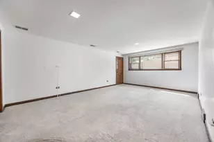 9S172 Cumnor Rd, Downers Grove, IL 60516 - Photo 20