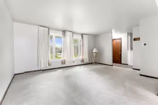 9S172 Cumnor Rd, Downers Grove, IL 60516 - Photo 6