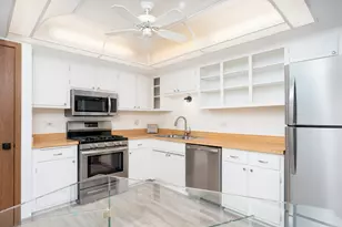 9202 S Pulaski Rd, Oak Lawn, IL 60453 - Photo 4