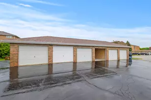 15255 West Ave, Orland Park, IL 60462 - Photo 2