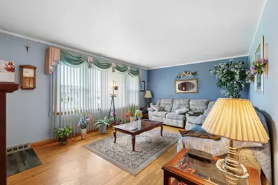 7730 S Octavia Avenue, Bridgeview, IL 60455 - Photo 4